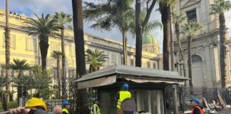 Pompei, smontati e distrutti i 45 chioschi abusivi