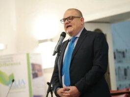 Voto di scambio a Poggiomarino: si dimette il sindaco, ai domiciliari, Maurizio Falanga