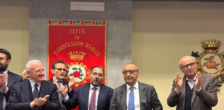Il Sindaco di Pomigliano Raffaele Russo premiato da Psi "per impegno sociale” alla presenza del governatore De Luca