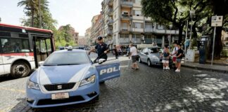 Controlli a Castellammare di Stabia, identificate 90 persone