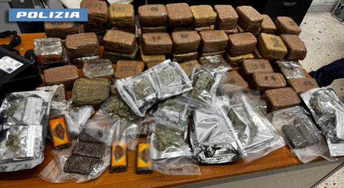 Fuorigrotta, nasconde oltre 30 kg di droga in casa. Arrestato 52enne