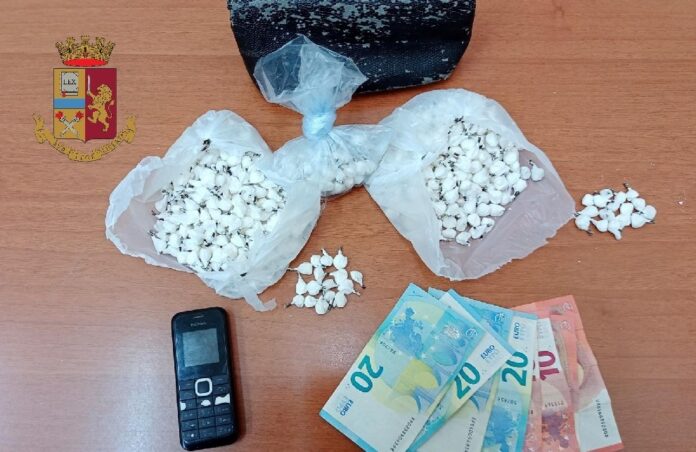 Secondigliano: sorpreso con la droga. Arrestato 31enne
