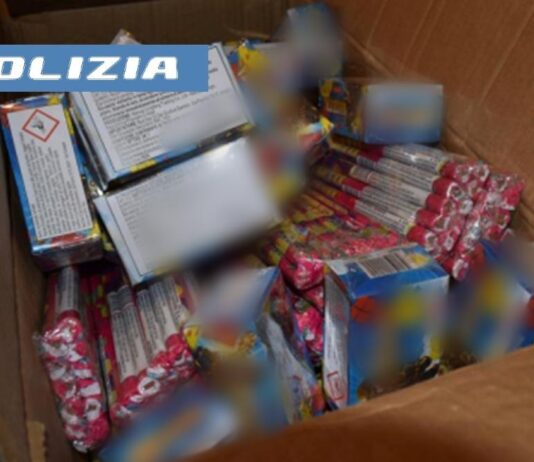 San Giovanni a Teduccio: nasconde nel box 50 kg di fuochi d’artificio