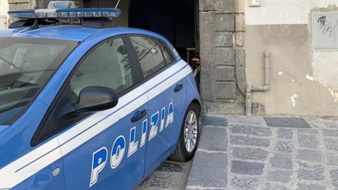 Napoli, Porta Capuana: sorpreso spacciare. Arrestato un 41enne