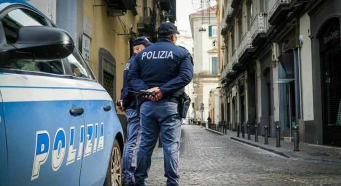 Torre del Greco: bloccato durante una rapina. Arrestato 24enne