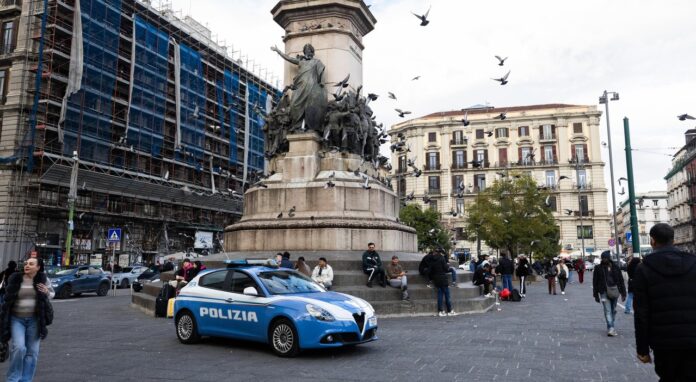 Napoli, sorpreso con la droga. Arrestato un 27enne di origine gambiana