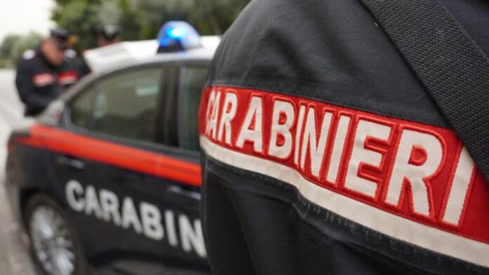Forio d'Ischia: in giro con un'arma in vista, arrestato 27enne