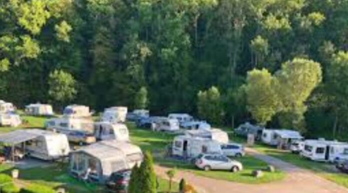 Varcaturo, furto al Camping International: un'intera famiglia in manette