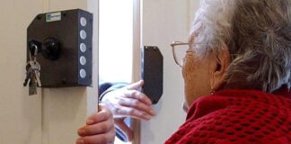 Sorrento: truffa da 15mila euro a danni di un'anziana, in due in manette arresti