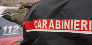 Napoli, Vicaria: Carabinieri difendono una donna aggredita dal compagno, arrestato 45enne
