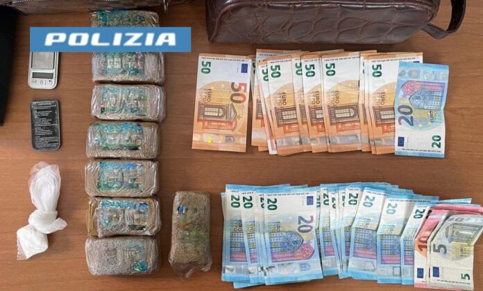 Controlli a Portici: sorpresi con la droga. Arrestati due soggetti
