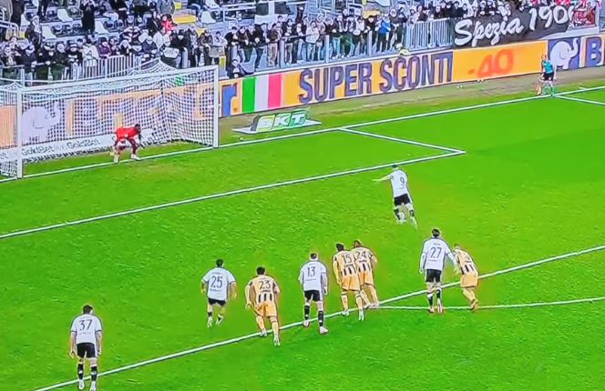 Juve Stabia, ottimo pareggio al Picco contro lo Spezia 