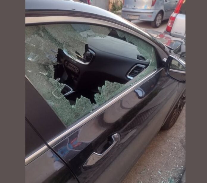 Torre Annunziata, vandalo seriale fermato dai carabinieri: venti auto danneggiate
