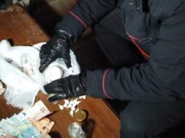 Pozzuoli, arrestati 2 pusher con droga e soldi