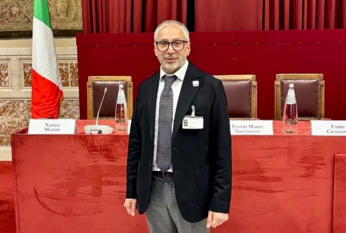 Giuseppe Valentino premiato alla Camera per il suo impegno nella Campagna Bradisismo 2024