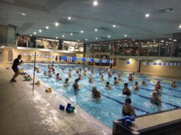 Sorrento, al via i corsi gratuiti di nuoto per giovani e over 65