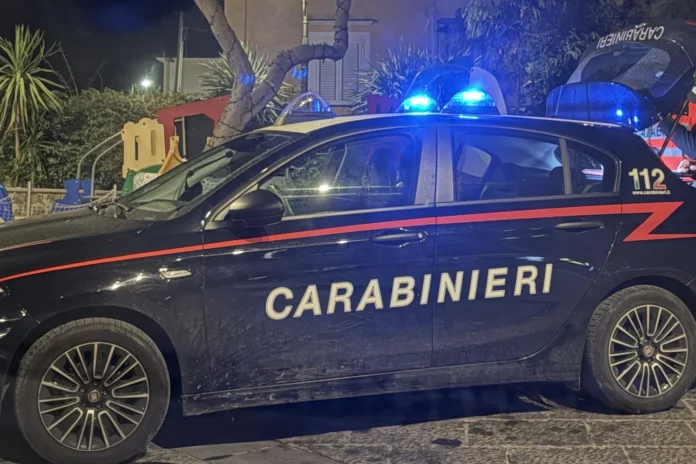 Pozzuoli, controlli dei carabinieri. Titolare di un ristorante arrestato