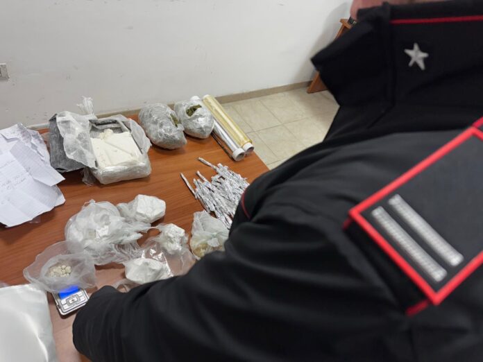 Cardito, arrestati marito e moglie per droga