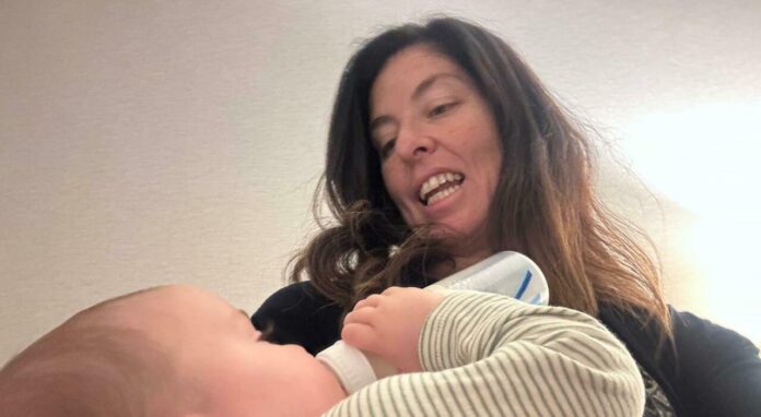 Il piccolo Ethan può tornare in Italia, il giudice dà ragione alla madre Claudia Ciampa