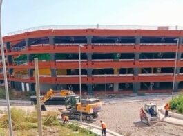 Torre Annunziata, incidente sul lavoro al Maximall. Operaio in ospedale