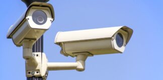 Caivano, Il sistema di video sorveglianza della città manda l’Allert ai carabinieri. Due persone arrestate