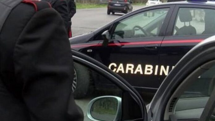Sorrento, controlli anti droga dei carabinieri. In manette 2 pusher