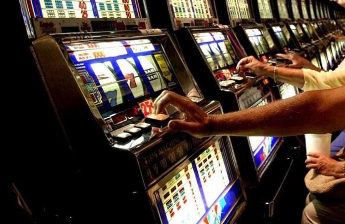 Gragnano, gioco illegale: sequestrati apparecchi e sanzioni per 143mila euro
