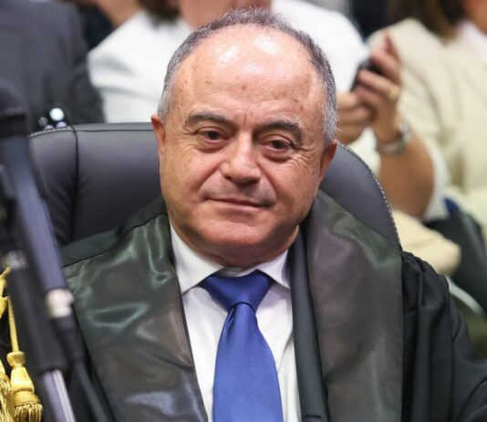 Procuratore Nicola Gratteri: "Abbiamo quasi triplicato le demolizioni, soprattutto nella zona dei Campi Flegrei"