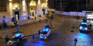Controlli a Portici, identificate 208 persone