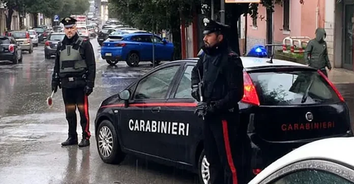 Napoli, controlli straordinari: multe per oltre 5.000 euro