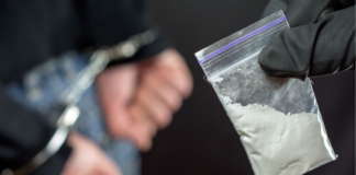 Sant'Antonio Abate: tre persone arrestate per droga, trovate in un centro spedizioni