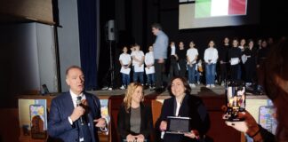 Torre del Greco, istituzioni e scuole in campo per “Coltiviamo legalità”[18:35, 18/03/2025] Papà: Nel caso, va in prima, ma mi avvisa prima di pubblicare
