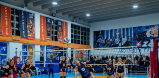 Volley, V1: la Coge Vesuvio Oplonti batte Arzano e resta in corsa per i play off