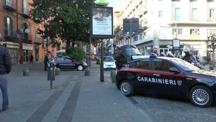 Napoli, Vomero: furto di scooter, arresto dopo la fuga. Arrestato 32enne