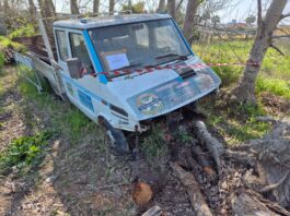 Brusciano, rifiuti nel piazzale della ditta: scatta la denuncia