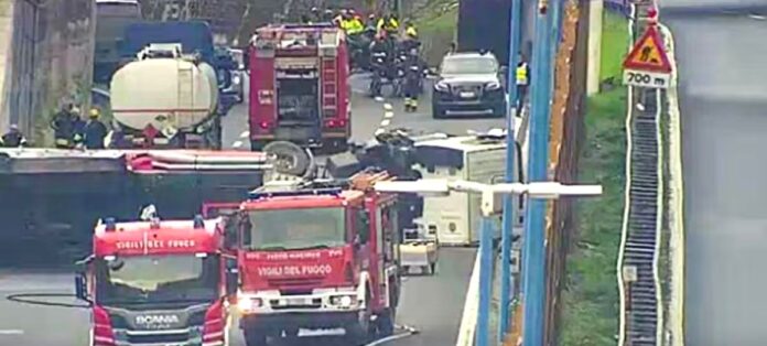 Operazioni bonifica Tangenziale Napoli