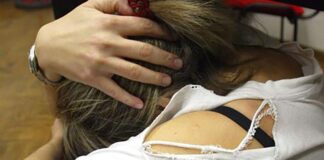 Giugliano: colpisce la compagna con una vaschetta di gelato. Arrestato 48enne per violenza domestica