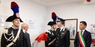 Ercolano: "Presidio e modello di giustizia e legalità", una targa dalla FAI per la tenenza carabinieri
