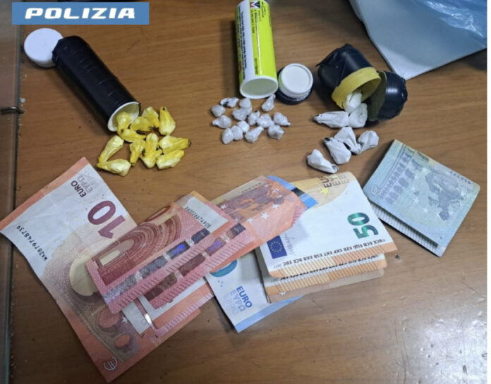 Napoli, Centro Storico: sorpreso con la droga. Arrestato un 39enne
