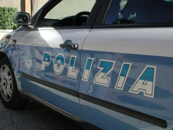 Cercola, circola a bordo di un veicolo con targhe false di nazionalità polacca e con telaio contraffatto: denunciato 51enne