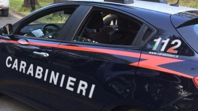 Sorrento, controlli dei carabinieri nel centro della città. Arrestato pusher 40enne Sorrento, controlli dei carabinieri nel centro della città. Arrestato pusher 40enne