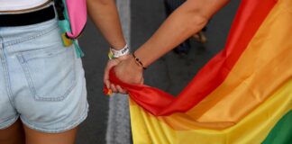 Ercolano: non accettano l’orientamento sessuale della figlia e la chiudono in casa