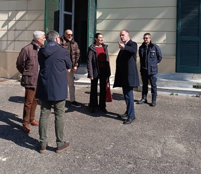 Torre del Greco, sopralluogo con Città Metropolitana a Villa De Nicola