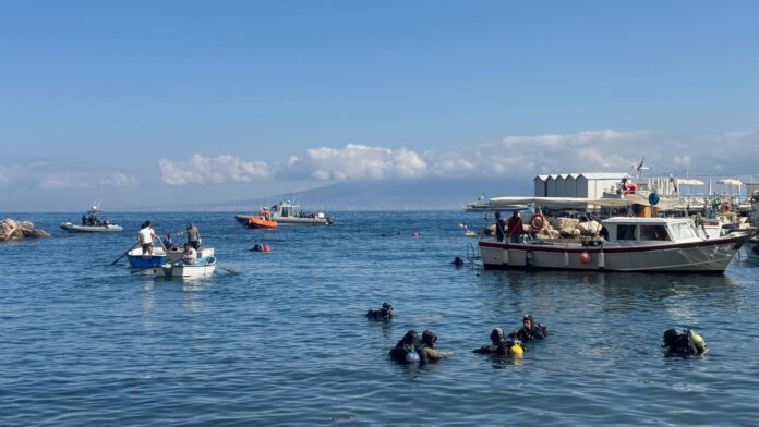 Sorrento, pulizia dei fondali a Marina Grande in occasione della Giornata del Mare
