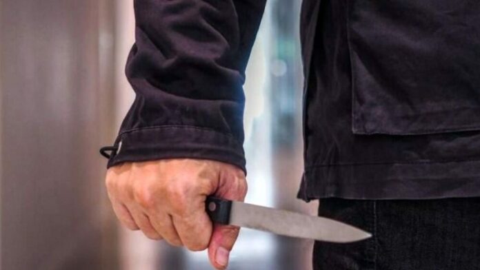 Napoli, Via Duomo: lite finisce nel sangue. Denunciato 65enne