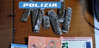 Napoli, sorpreso a spacciare droga: arrestato 39enne tunisino