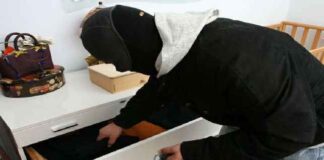 Sorpreso mentre tenta furto in appartamento: fermo convalidato, posto ai domiciliari