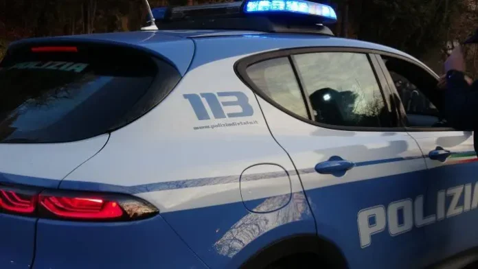 Napoli, blitz della Polizia contro la droga: tre arresti in 24 ore