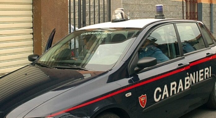 Pollena Trocchia: perseguita l’ex compagna davanti alla figlia di tre anni, arrestato 34enne