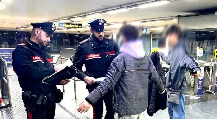 Napoli, controlli alla movida al Vomero: arrestato un 29enne per rapina impropria, sanzioni per oltre 11mila euro